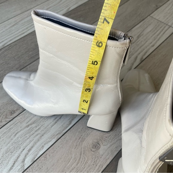 Zara Elegant Cream Ankle Boots - Picture 8 of 10